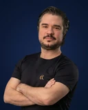 Dr. Sergio Camara Lopes, board-certified hair transplant surgeon in Brazil